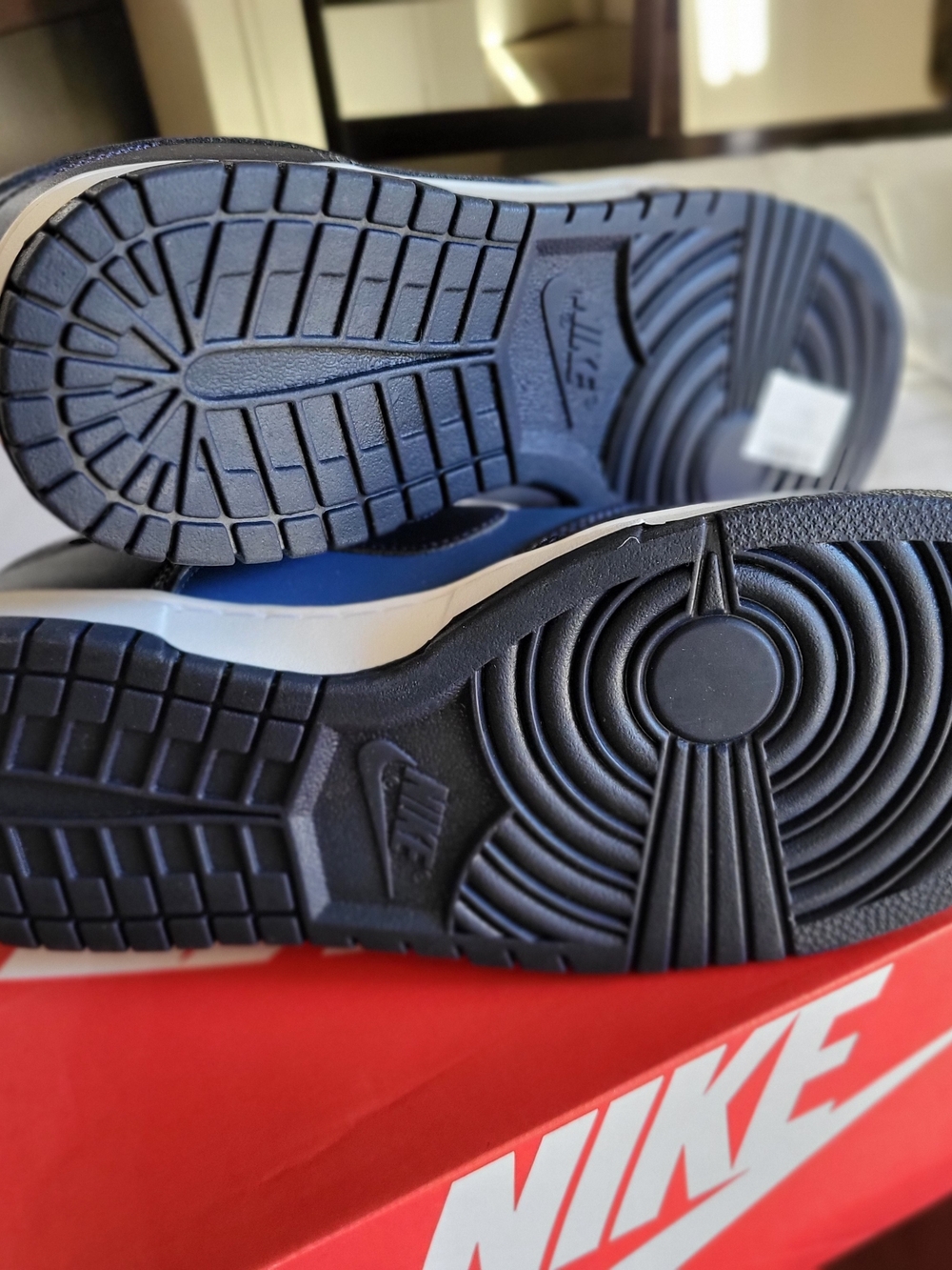 * NEW* Nike Dunk Low Retro Mystic Navy/Marine-White Men's Size 12 - Picture 5 of 7